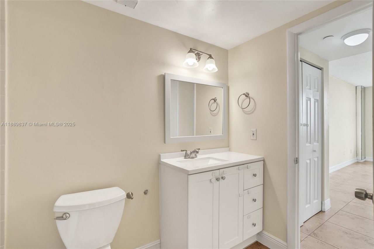 1470 NE 123rd St, Unit A1213, North Miami, FL 33161 Photo