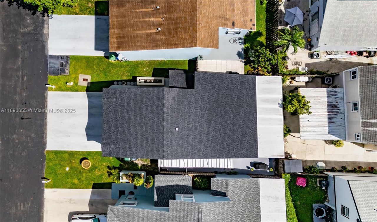 10048 SW 221st St, Cutler Bay, FL 33190 Photo