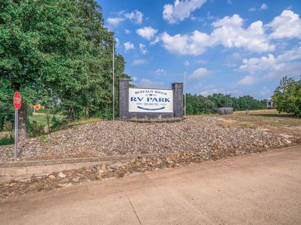 2068 State Hwy 323 Highway , Henderson, TX 75652