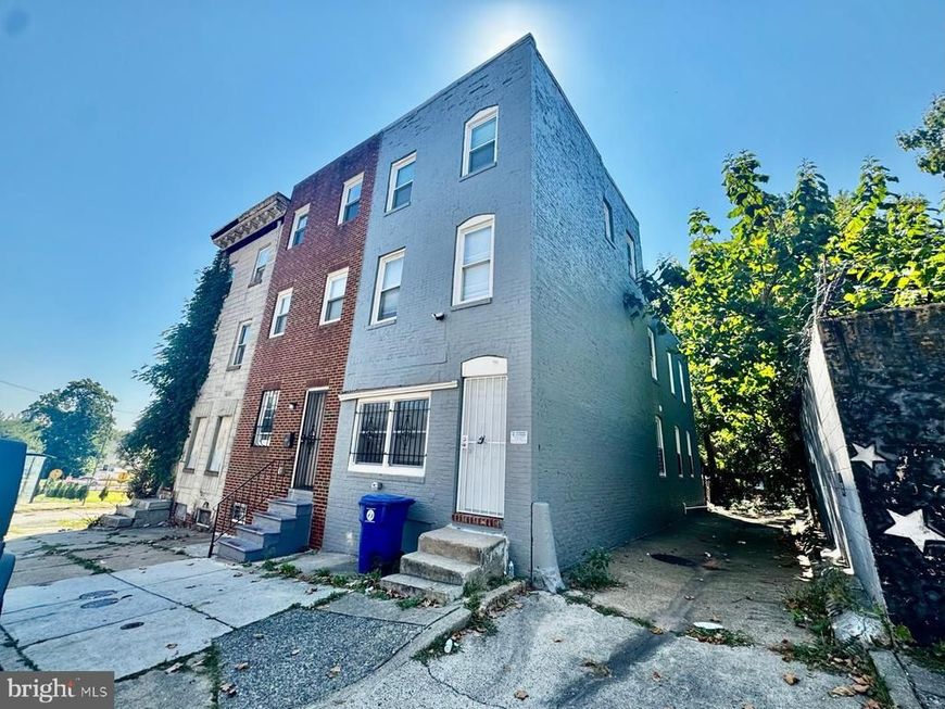 1527 Riggs Avenue, Baltimore, MD 21217 Main Photo