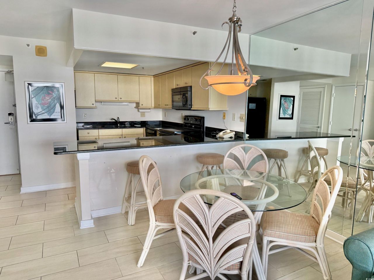 9840 Queensway Blvd. Photo 13