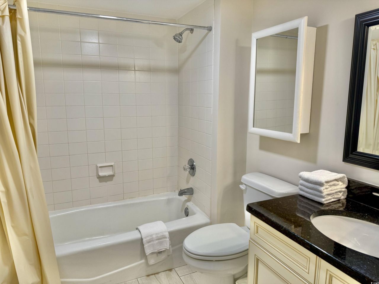 9840 Queensway Blvd. Photo 31