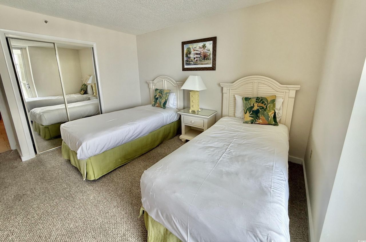 9840 Queensway Blvd. Photo 34