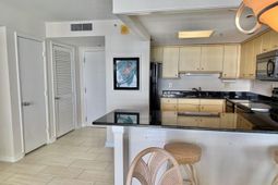 9840 Queensway Blvd. photo 4