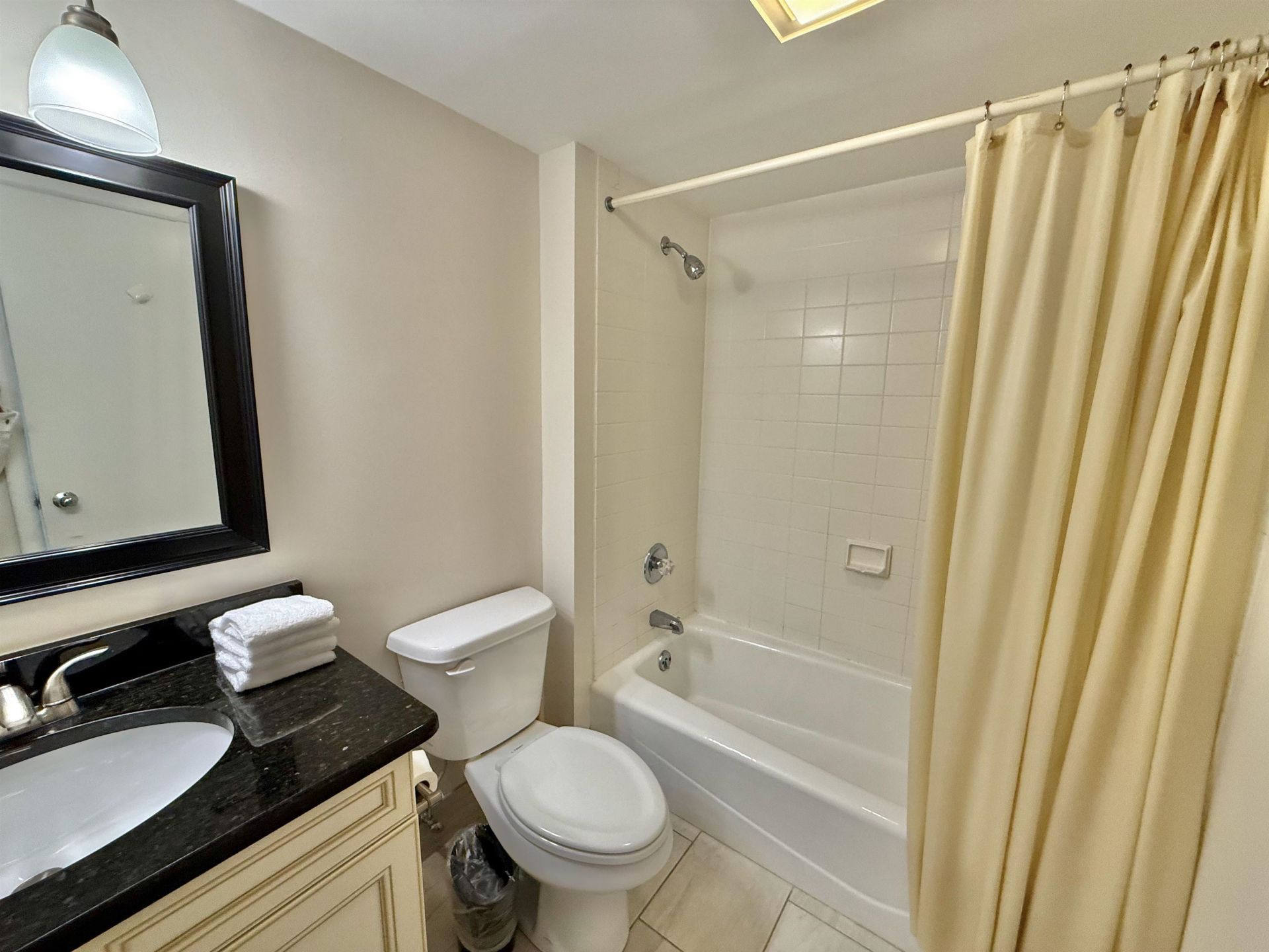 9840 Queensway Blvd. Photo 41