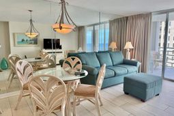 9840 Queensway Blvd. photo 4