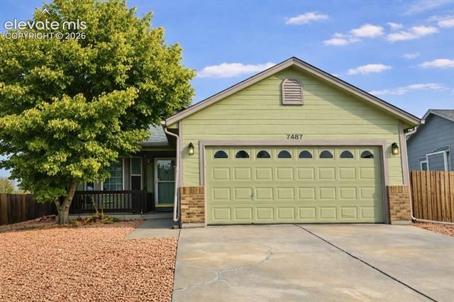 7487 Farmcrest Road, Colorado Springs, CO 80925 Main Photo