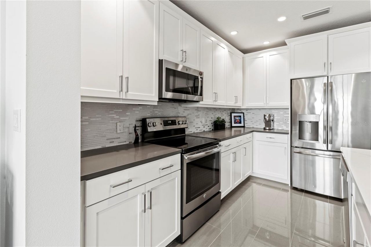 10520 Boardwalk Loop, Unit 302, Bradenton, FL 34202 Photo