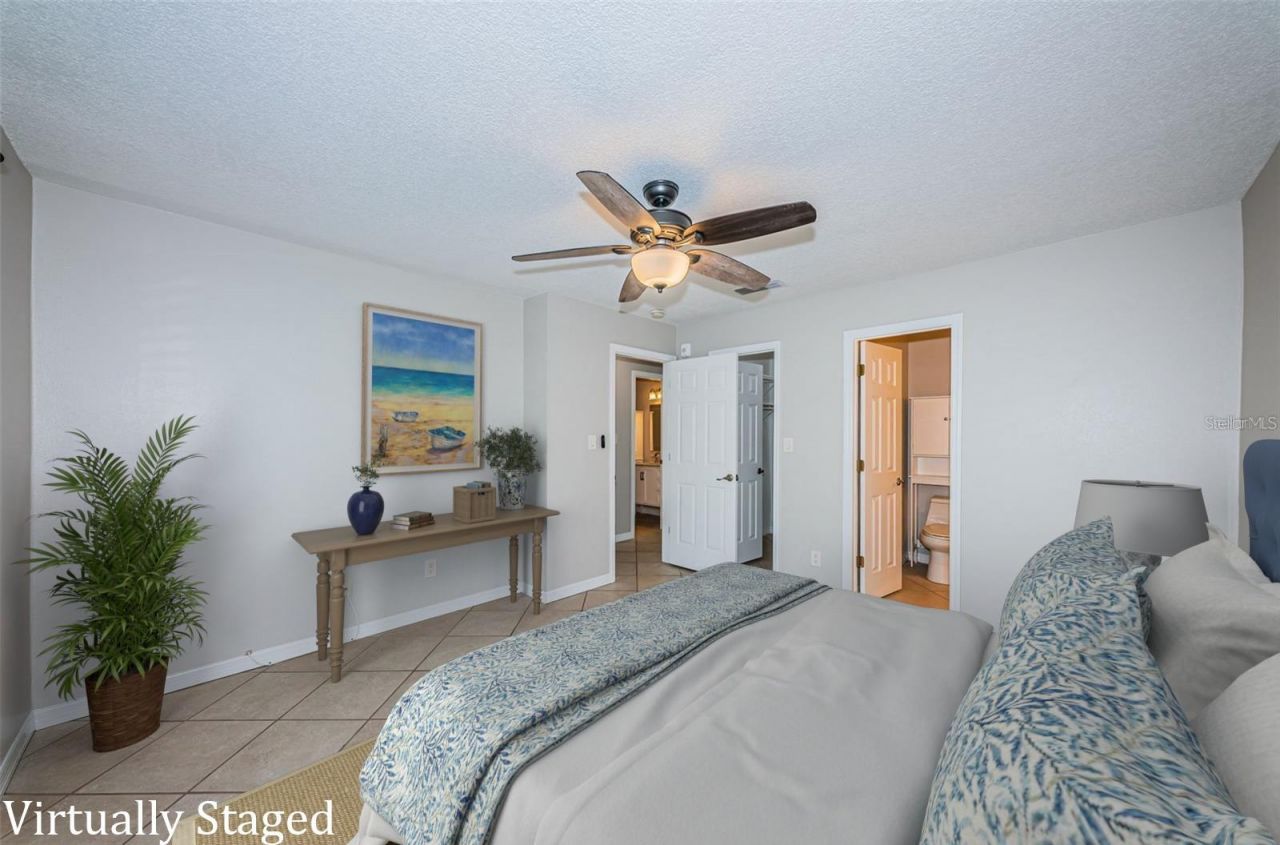 5196 Beach Drive Se, Unit B, Saint Petersburg, FL 33705 Photo