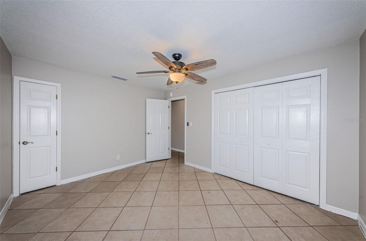 5196 Beach Drive Se, Unit B, Saint Petersburg, FL 33705 Photo