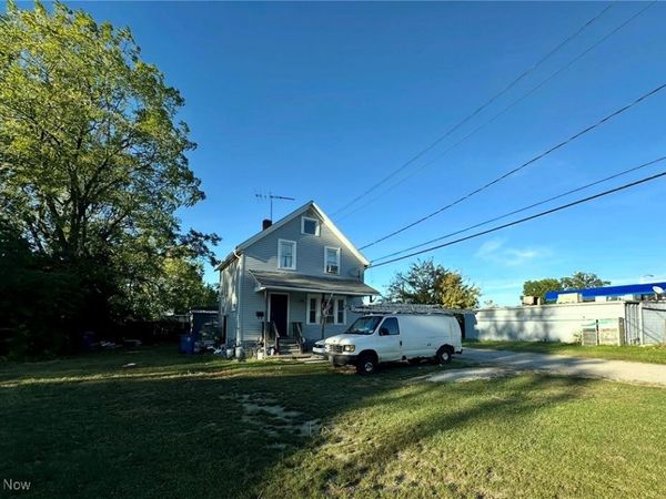112 W 25th Street, Lorain, OH 44052