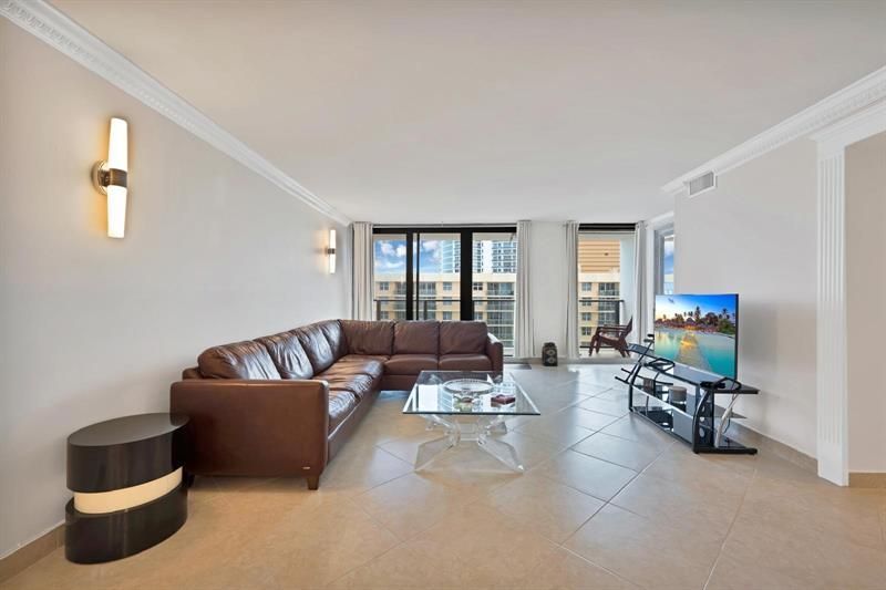 2301 S Ocean Drive, Unit 1707, Hollywood, FL 33019 Photo