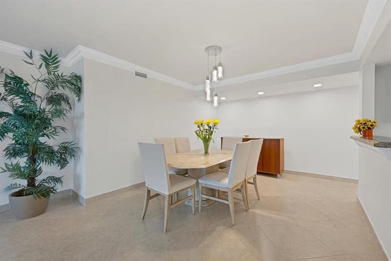 2301 S Ocean Drive, Unit 1707, Hollywood, FL 33019 Photo