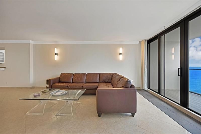 2301 S Ocean Drive, Unit 1707, Hollywood, FL 33019 Photo