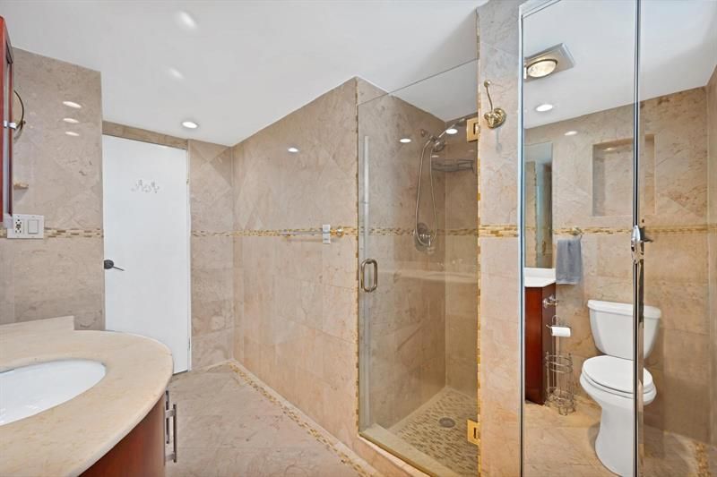 2301 S Ocean Drive, Unit 1707, Hollywood, FL 33019 Photo