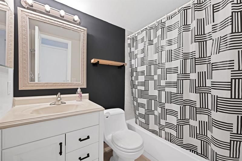 2301 S Ocean Drive, Unit 1707, Hollywood, FL 33019 Photo