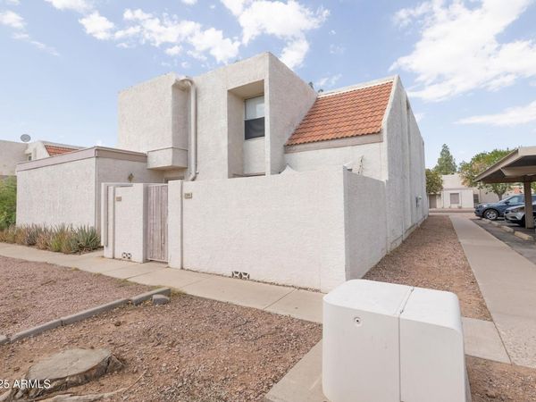 1342 W EMERALD Avenue, Unit 236, Mesa, AZ 85202