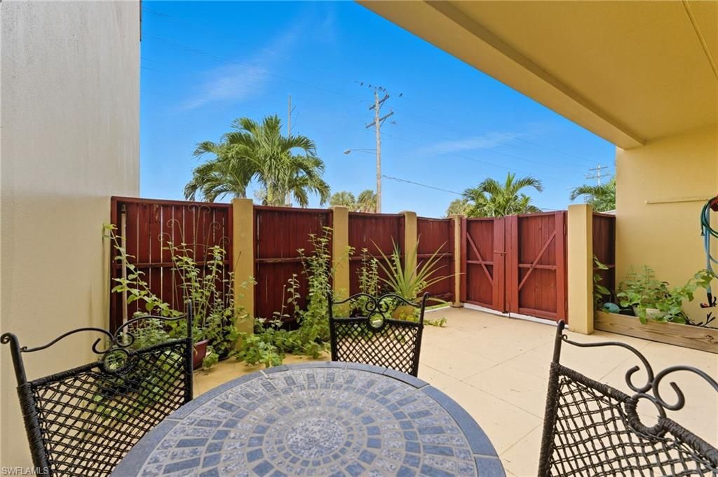 2907 Del Prado Blvd S, Unit B7, Cape Coral, FL 33904 Photo