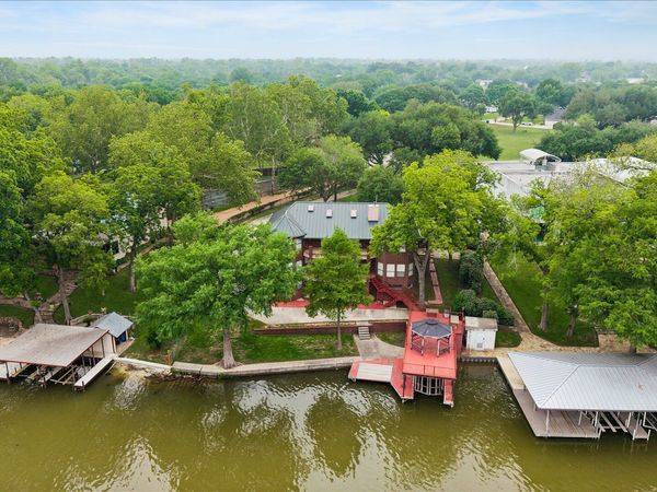 640 Woodlake, McQueeney, TX 78123