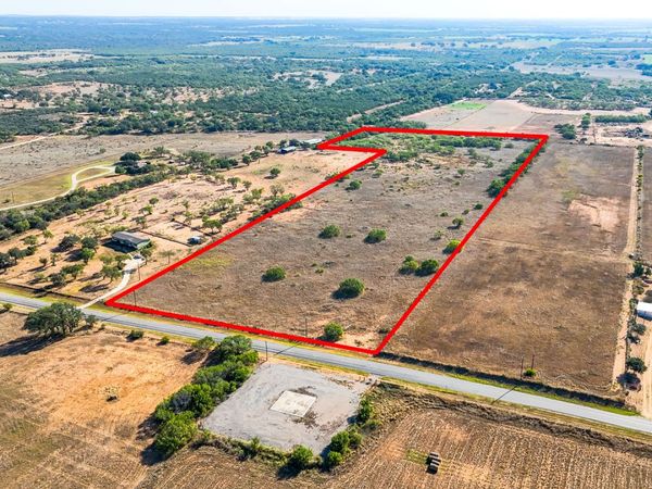 FM 472, Bigfoot, TX 78005