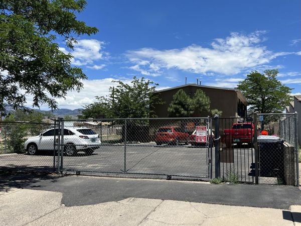 308 VIRGINIA Street NE, Albuquerque, NM 87108