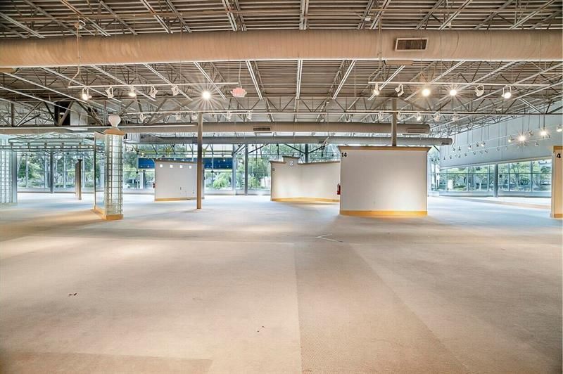 1605 W Oakland Park Blvd, Oakland Park, FL 33311 Photo