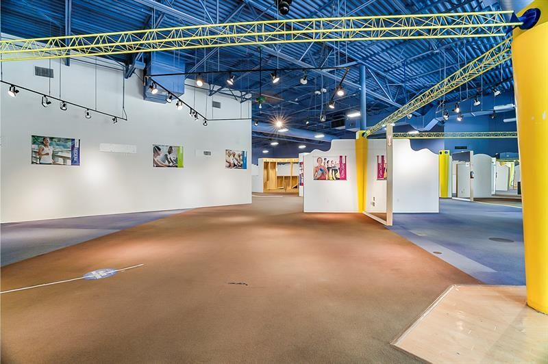 1605 W Oakland Park Blvd, Oakland Park, FL 33311 Photo