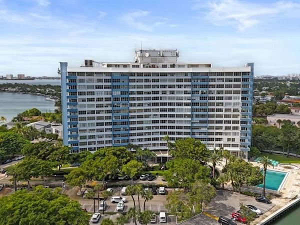 7441 Wayne Ave, Unit 10C, Miami Beach, FL 33141