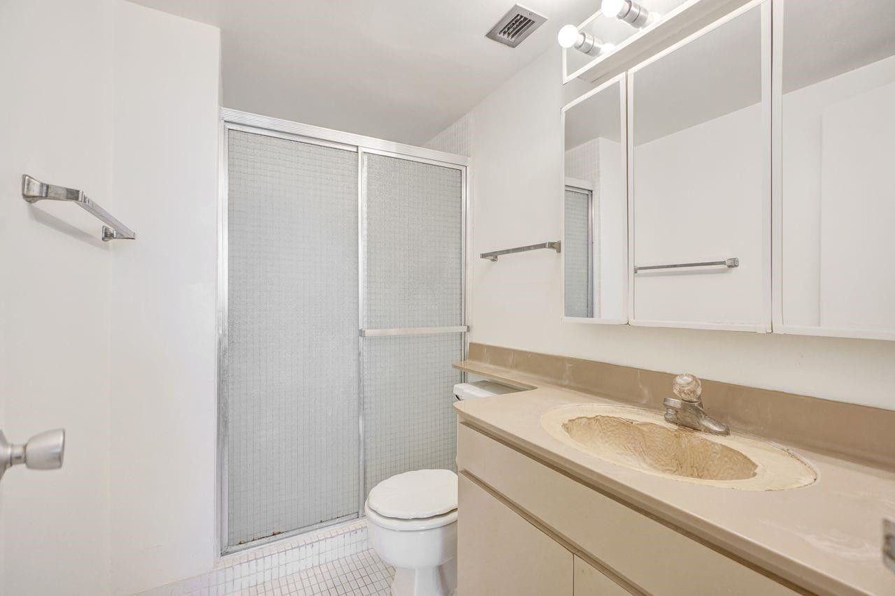 7441 Wayne Avenue, Unit 10c, Miami Beach, FL 33141 Photo