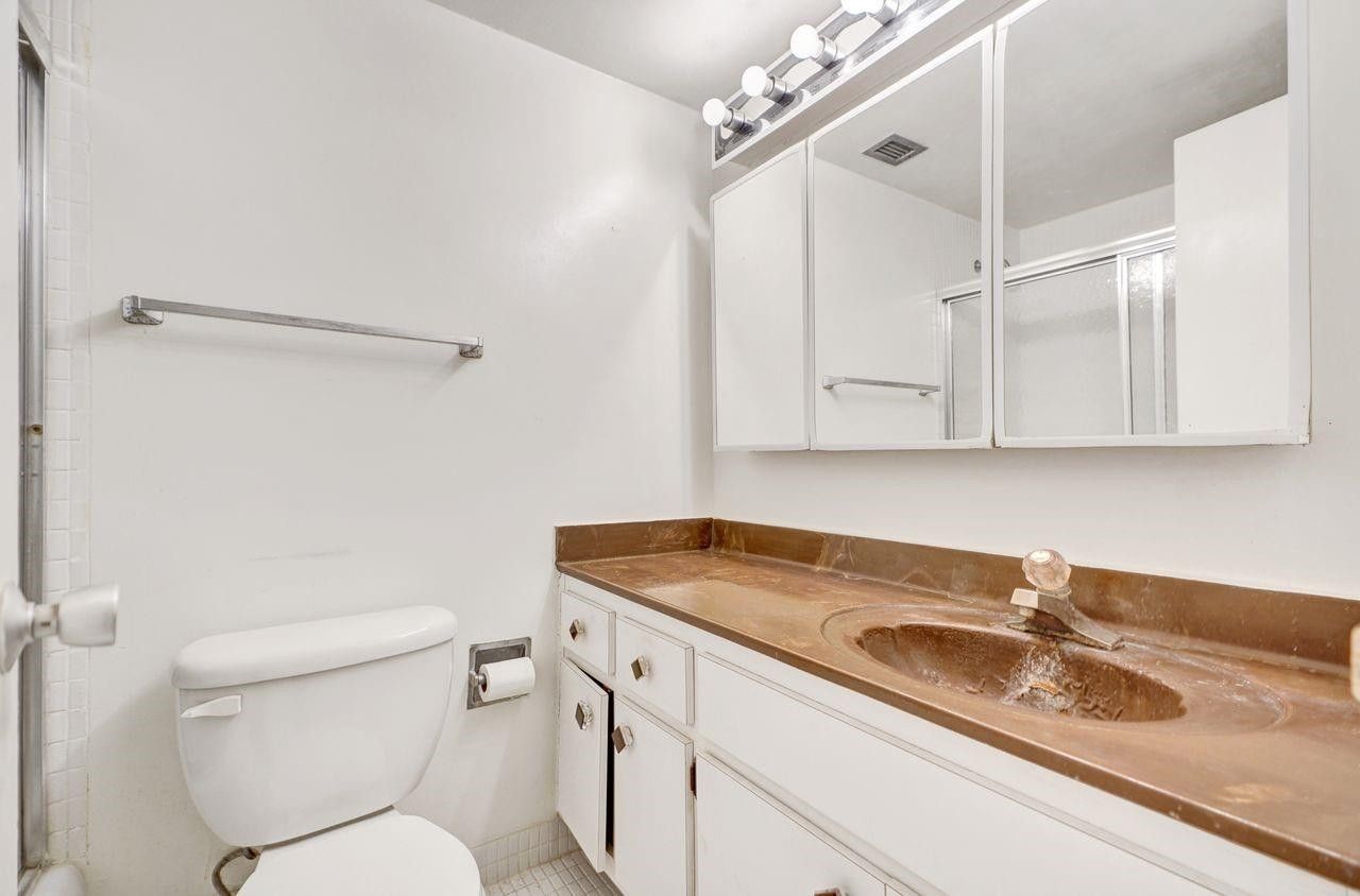 7441 Wayne Avenue, Unit 10c, Miami Beach, FL 33141 Photo