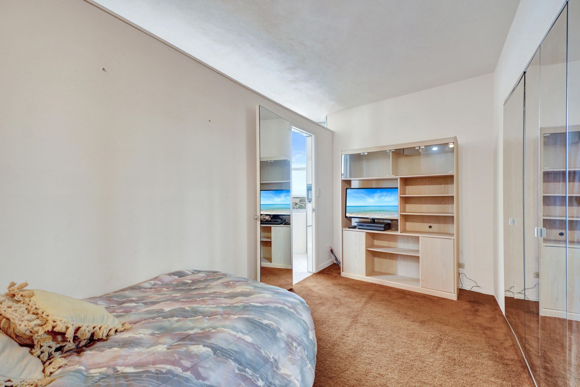 7441 Wayne Avenue, Unit 10c, Miami Beach, FL 33141 Photo