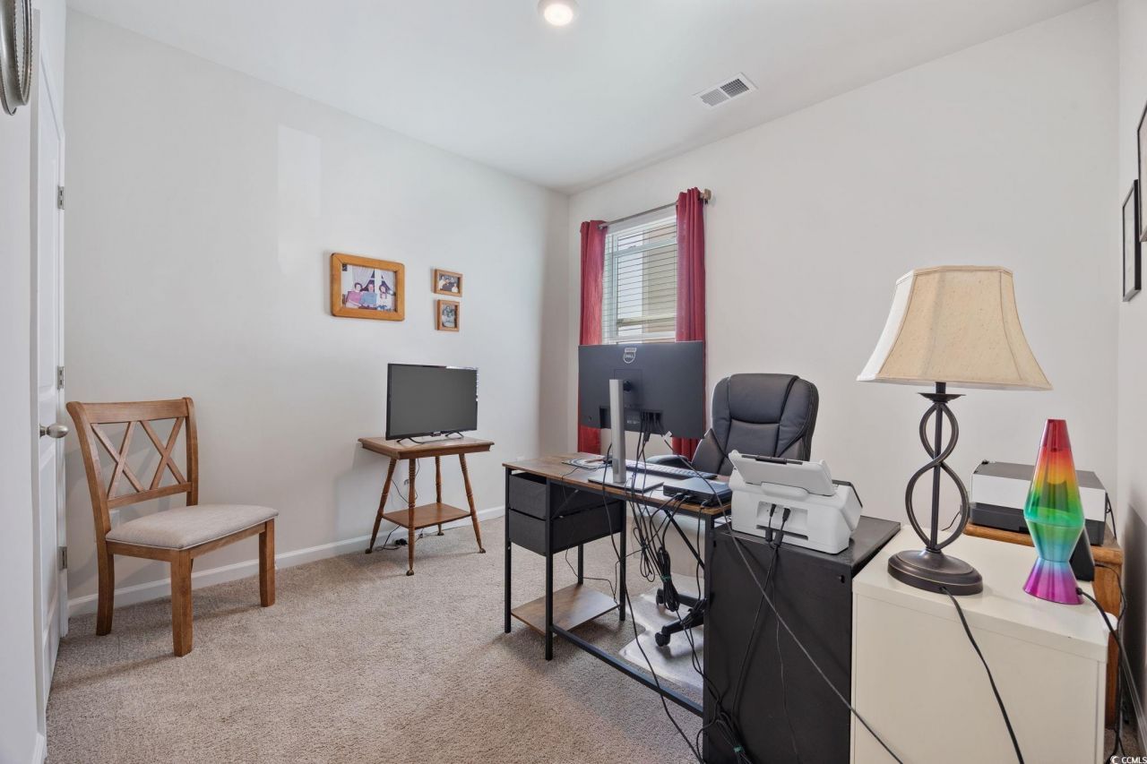 1040 Black Lake Way Photo 20