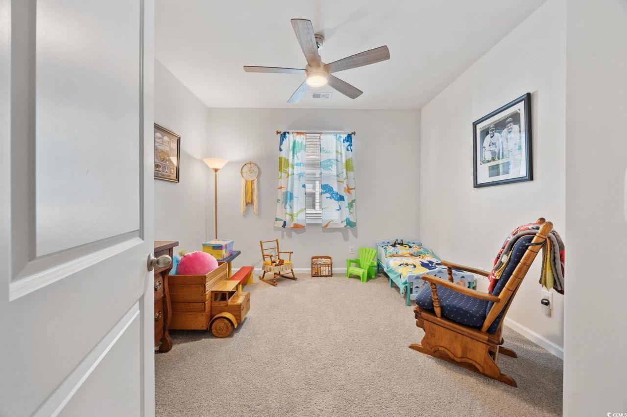 1040 Black Lake Way Photo 23