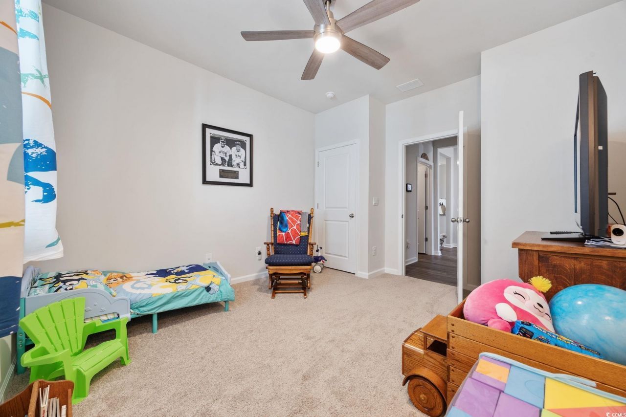 1040 Black Lake Way Photo 24