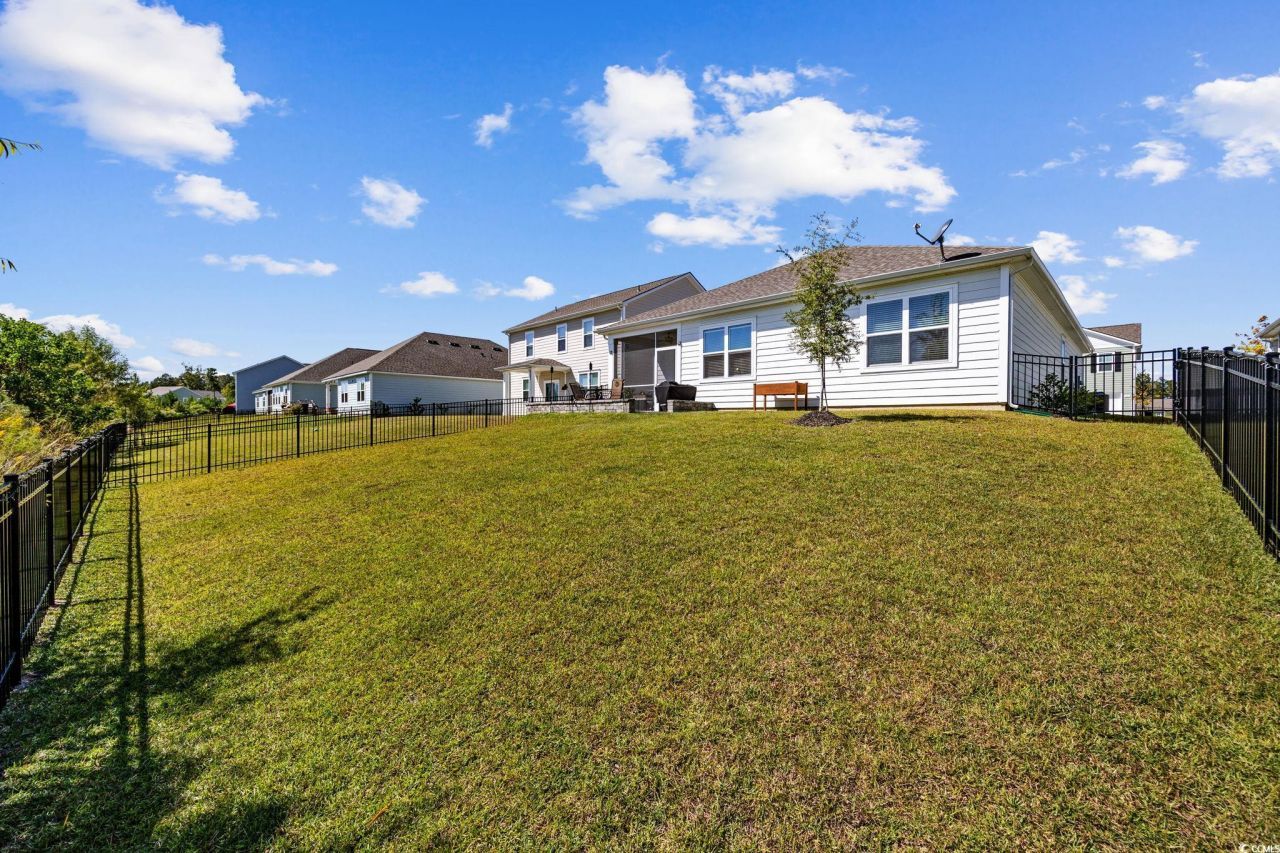 1040 Black Lake Way Photo 30