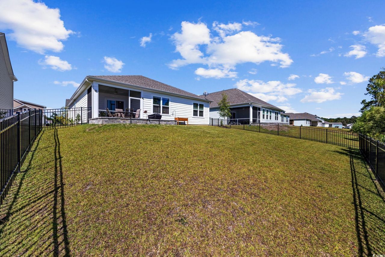 1040 Black Lake Way Photo 31