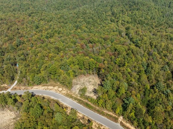 43 Remington Rd , Jamestown, TN 38556