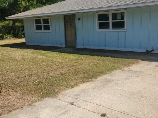 45 Ladner Dr., Lumberton, MS 39455