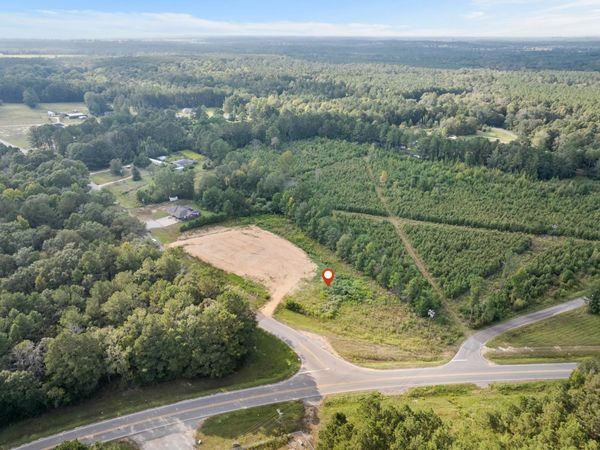 300 Seminary Lake Mike Conner Rd., Seminary, MS 39479