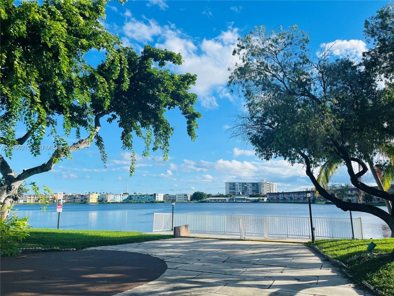 19001 NE 14th Ave, Unit 107, Miami, FL 33179 Photo