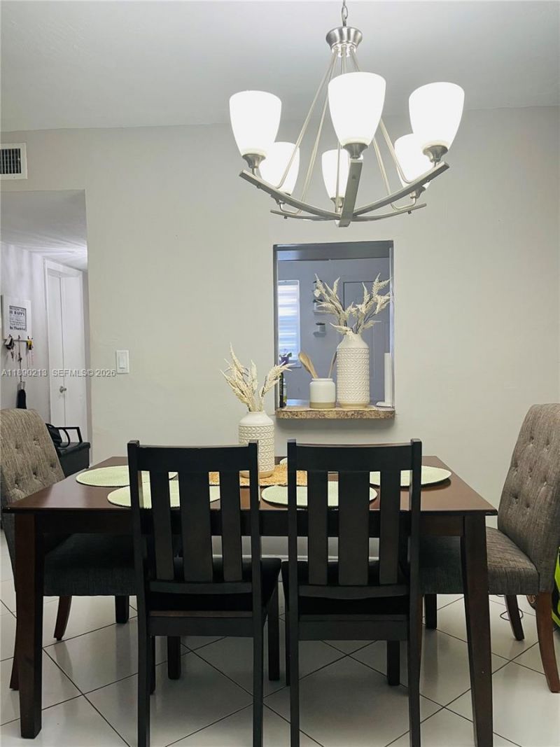 19001 NE 14th Ave, Unit 107, Miami, FL 33179 Photo