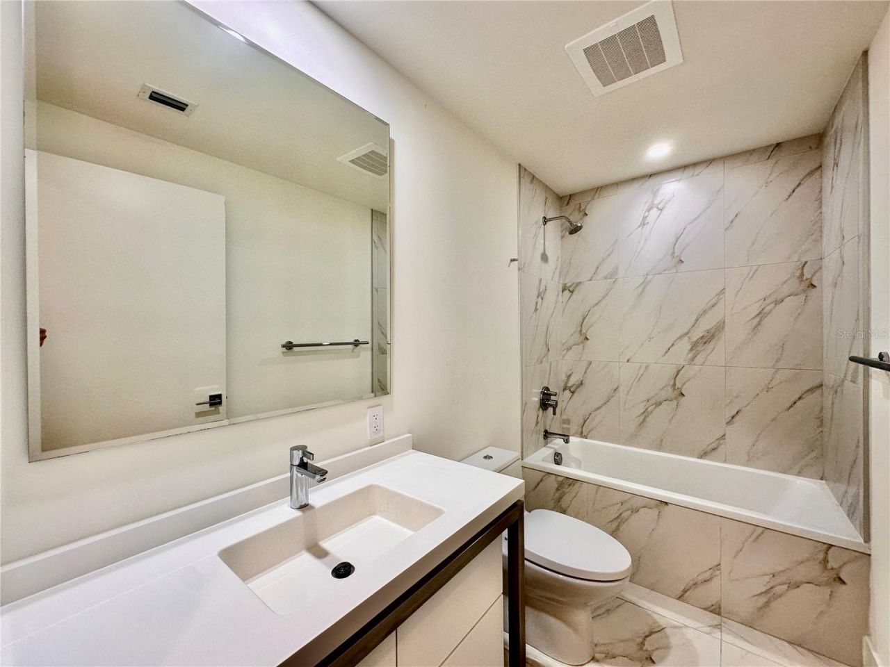 2,000 Metropica Way, Unit 1708, Sunrise, FL 33323 Photo