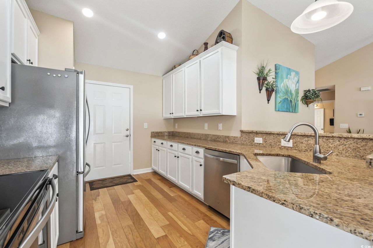 186 Carolina Crossing Blvd. Photo 4