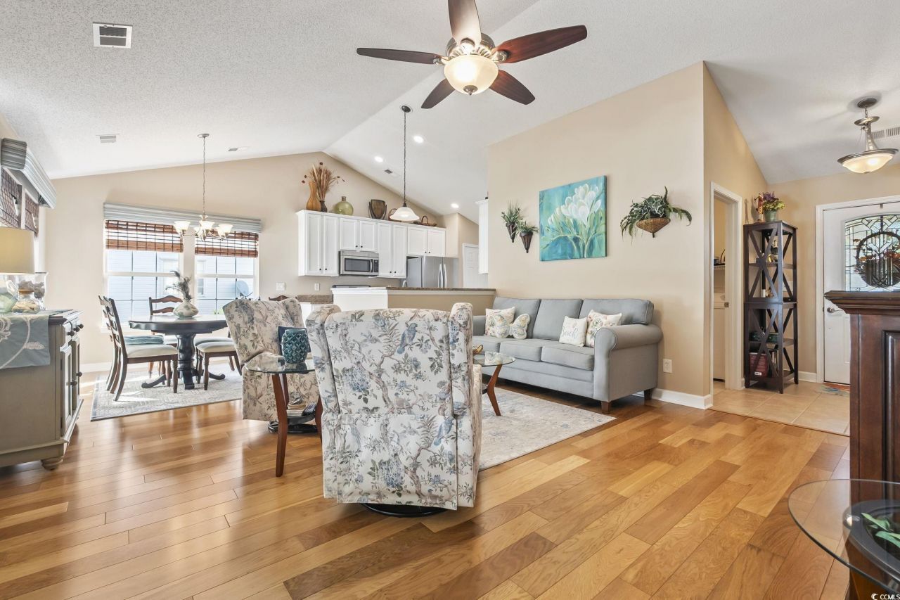 186 Carolina Crossing Blvd. Photo 6