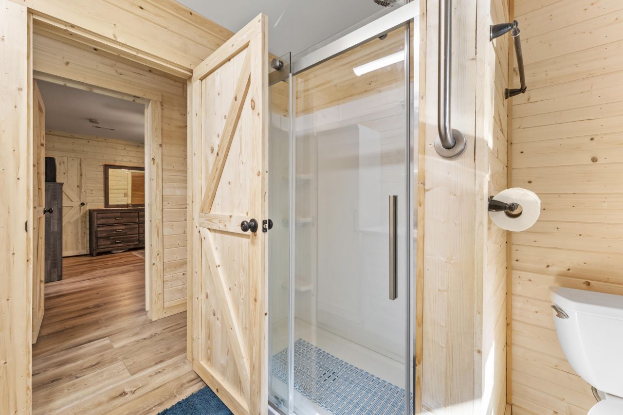 1239 Holly Ridge Lane Photo 20