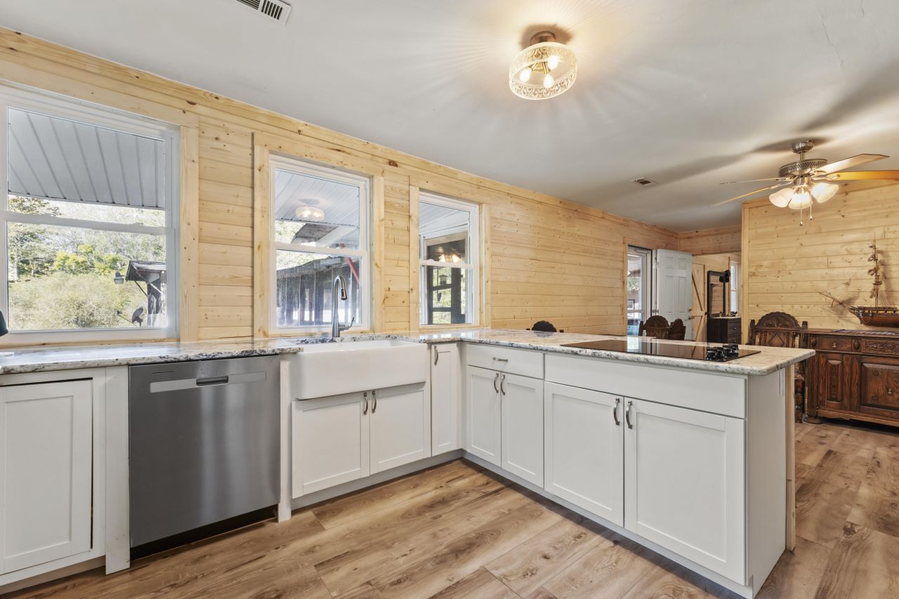 1239 Holly Ridge Lane Photo 37