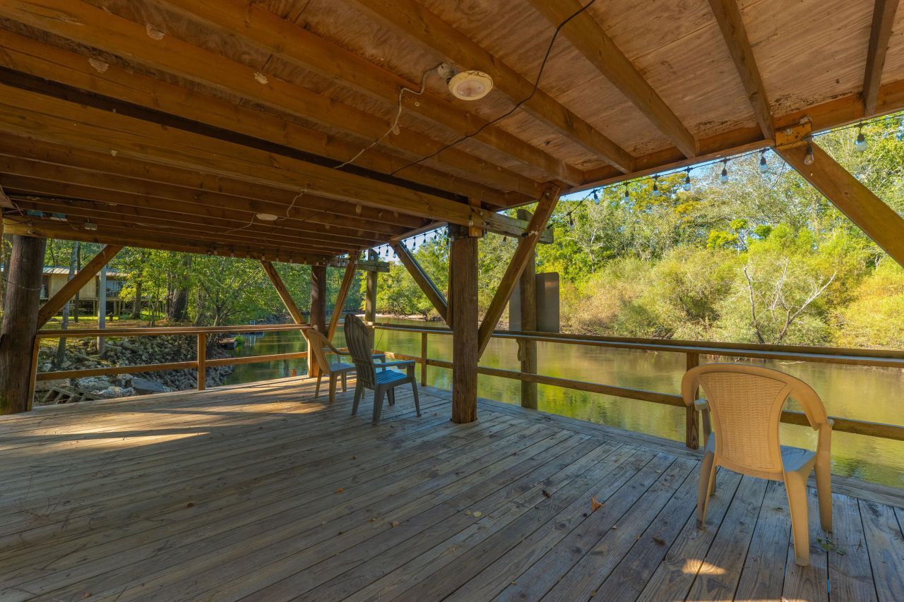 1239 Holly Ridge Lane Photo 4