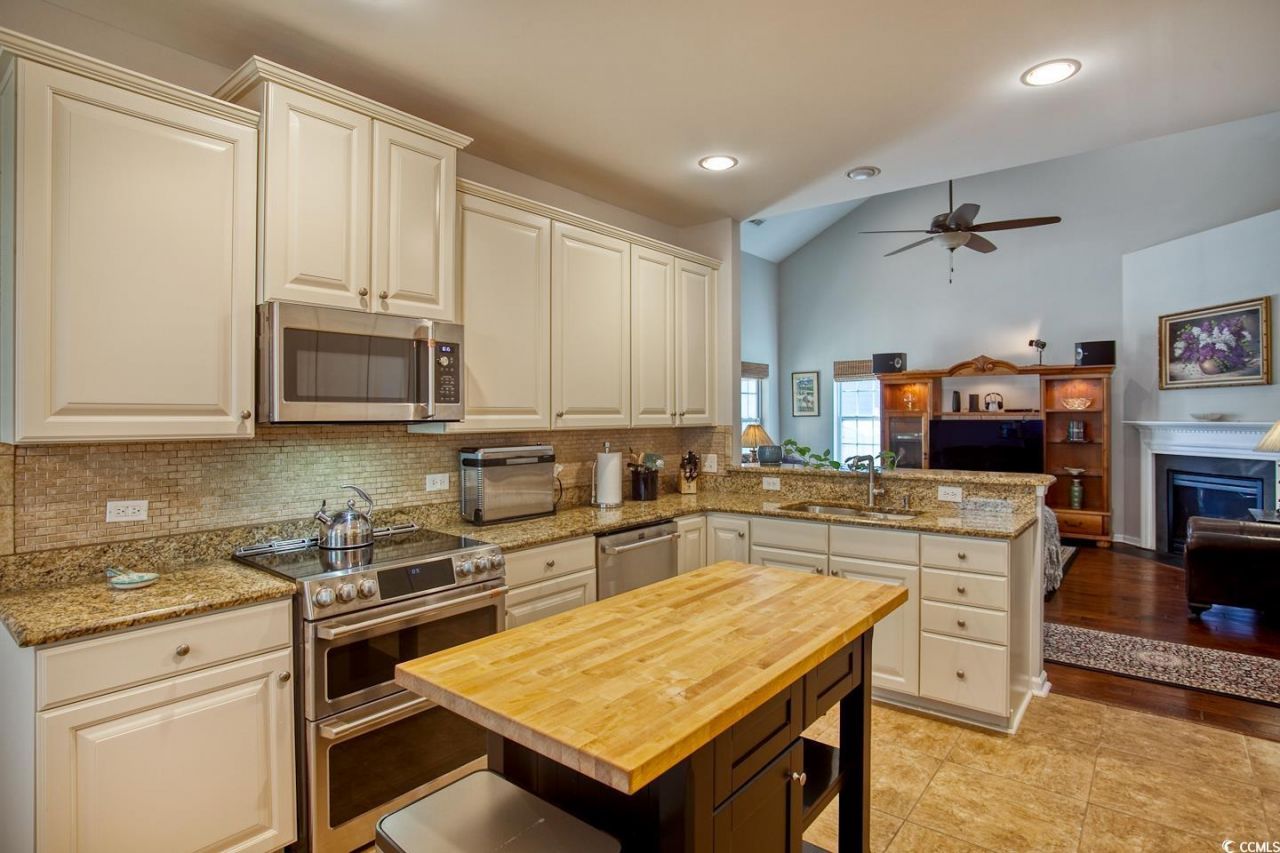 327 Simplicity Dr. Photo 6