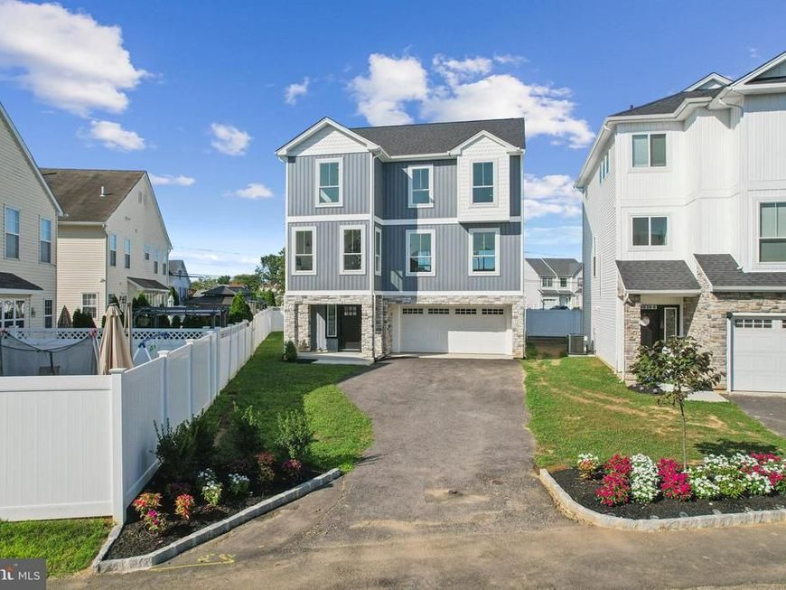 9838 Legion Street, Unit 4, Philadelphia, PA 19114 Main Photo