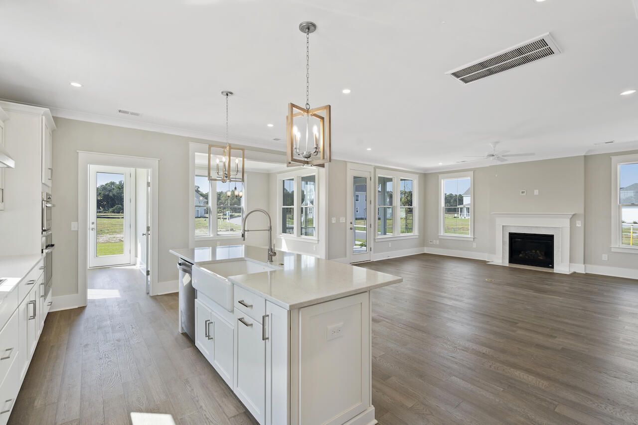 2031 Riverbend Drive Photo 11